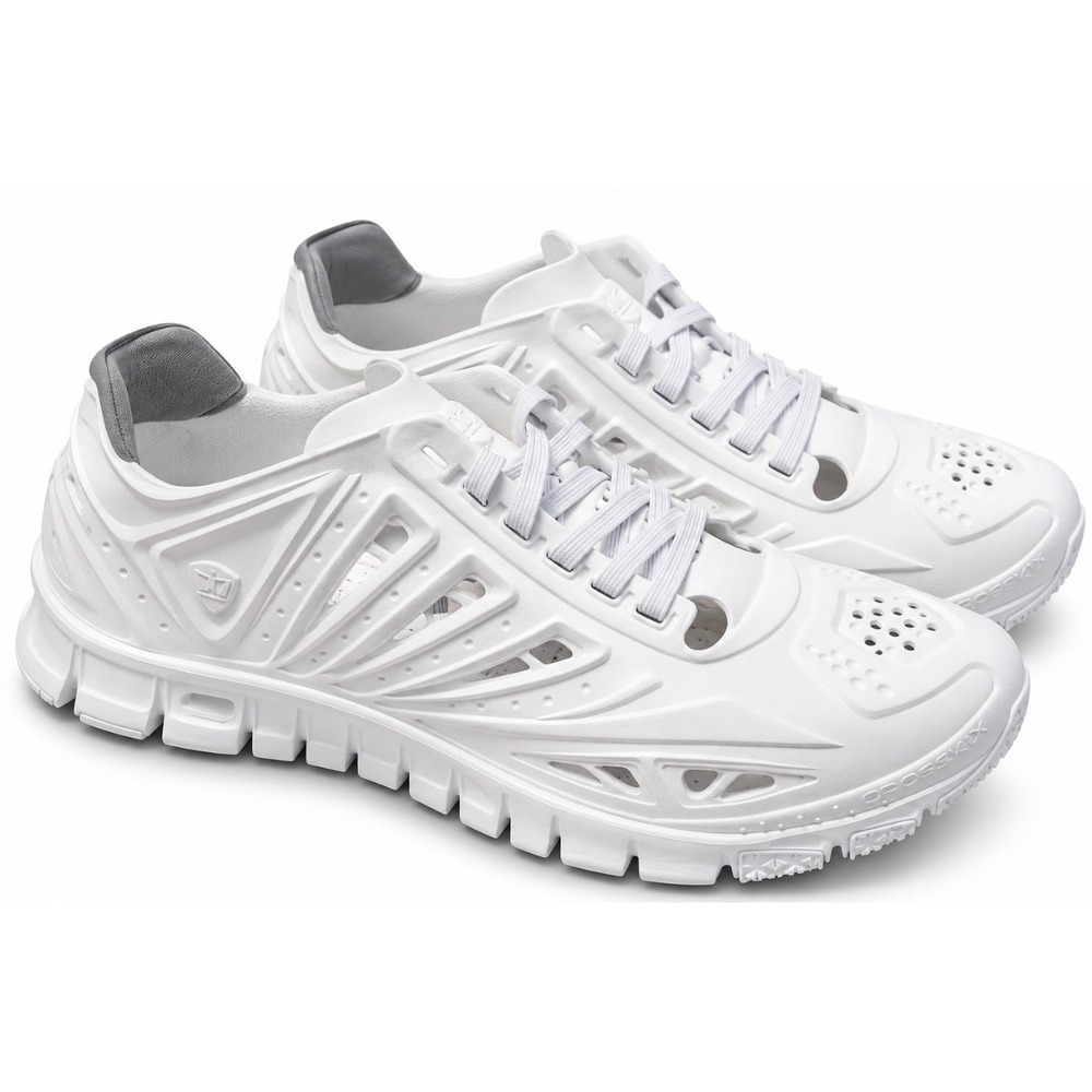 Crosskix 2.0 Hybrid White Foam Water Shoes Mens Sneakers Size 11 NWT
